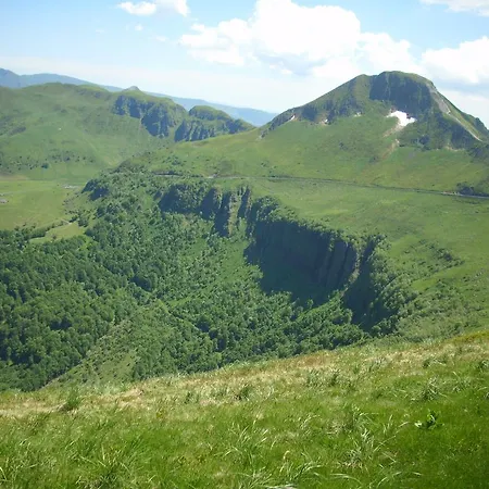 Vvf Villages   Les Monts Du Cantal   Le Grand Lioran Saint-Jacques-des-Blats